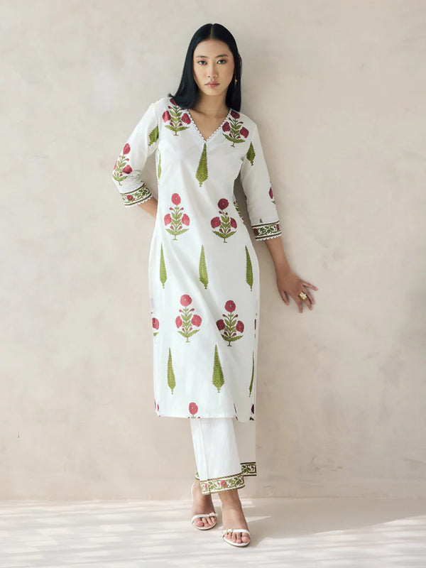 Fiyoni Floral print pure cotton Kurta set for women.